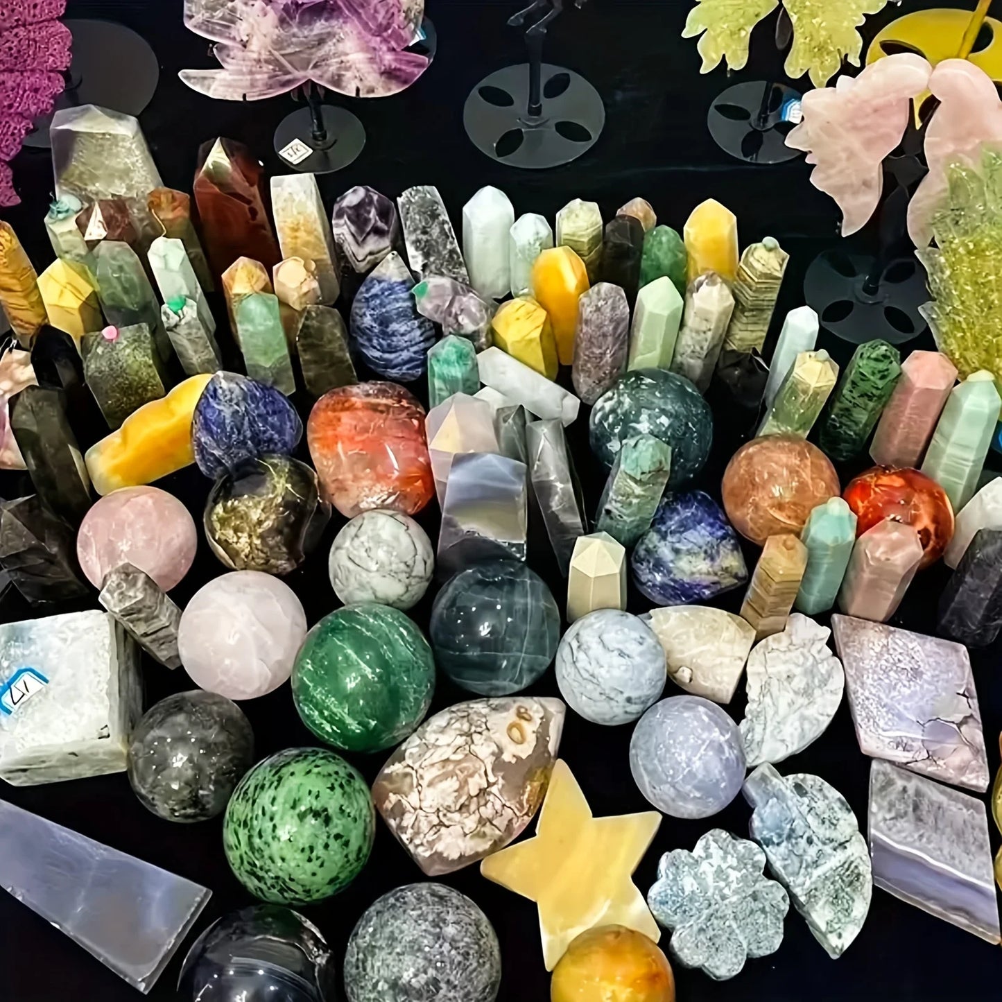 CrystalHola Mixed Stone Gift Box For Home Decor